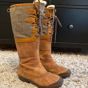UGG Belcloud Waterproof boots